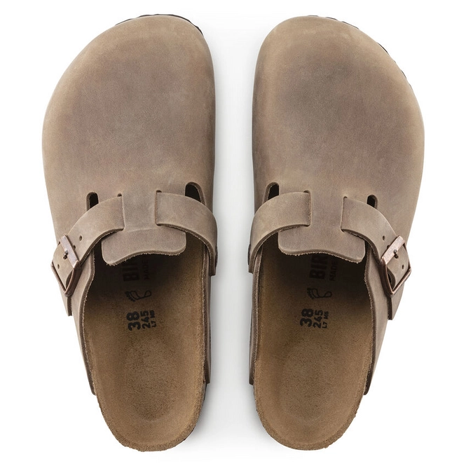 oiled leather in tabacco brown classic footbed suede lined